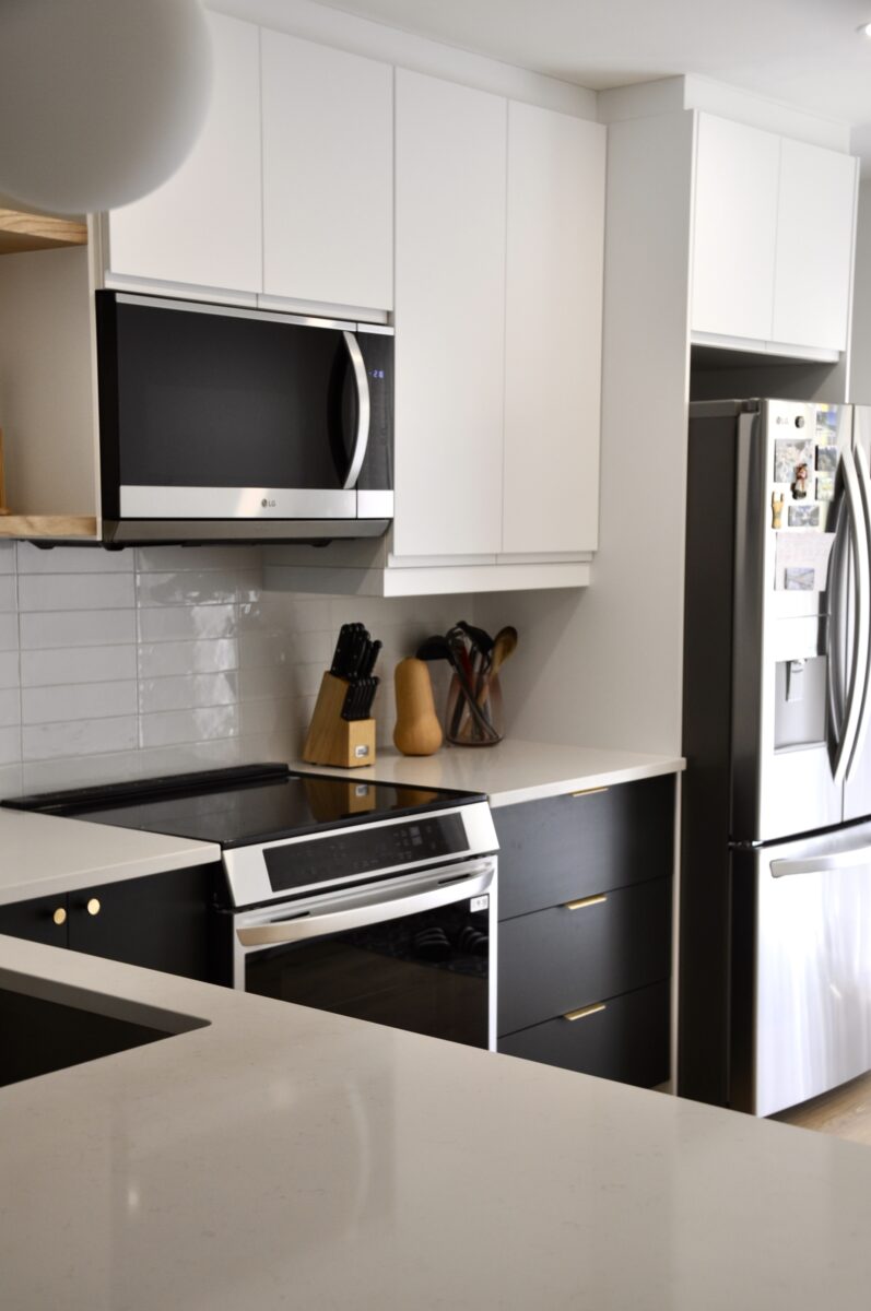 8414E424-F4A4-4D44-B520-3B3D648A9841